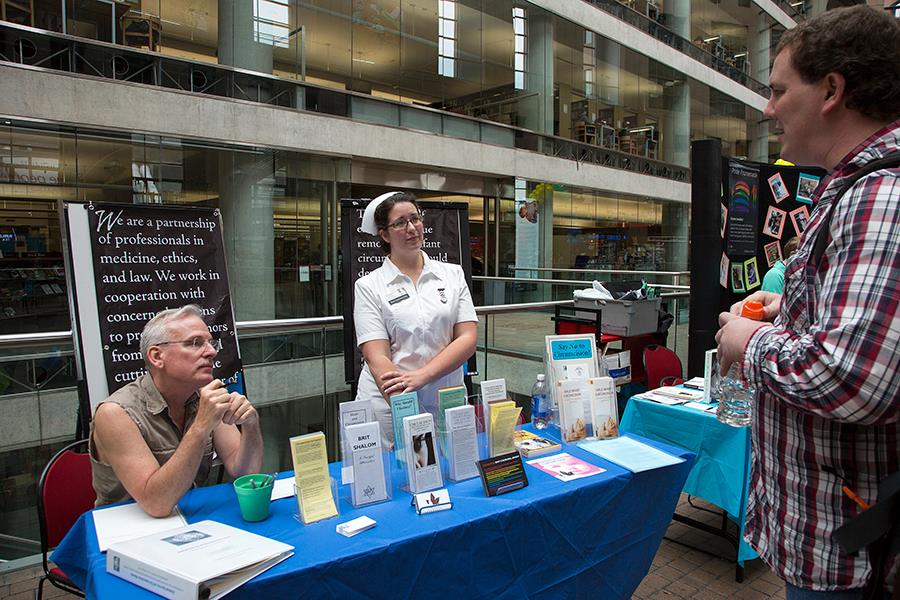 1098076_10151546094636937_987456887_n