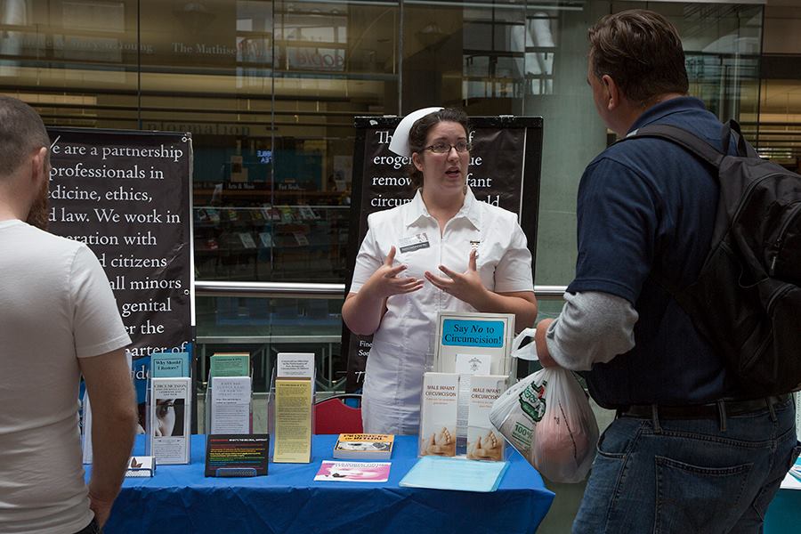 996895_10151546092151937_1773953510_n